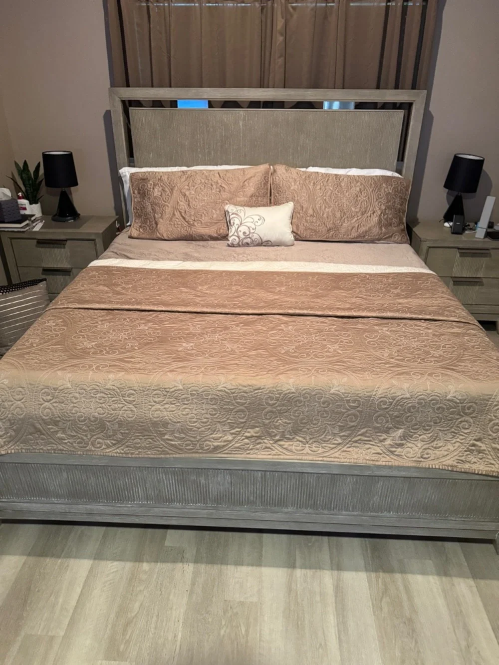 King Neutral Tan Quilted Bedding Set with Decorative Pillow & 2 Shams Reversible